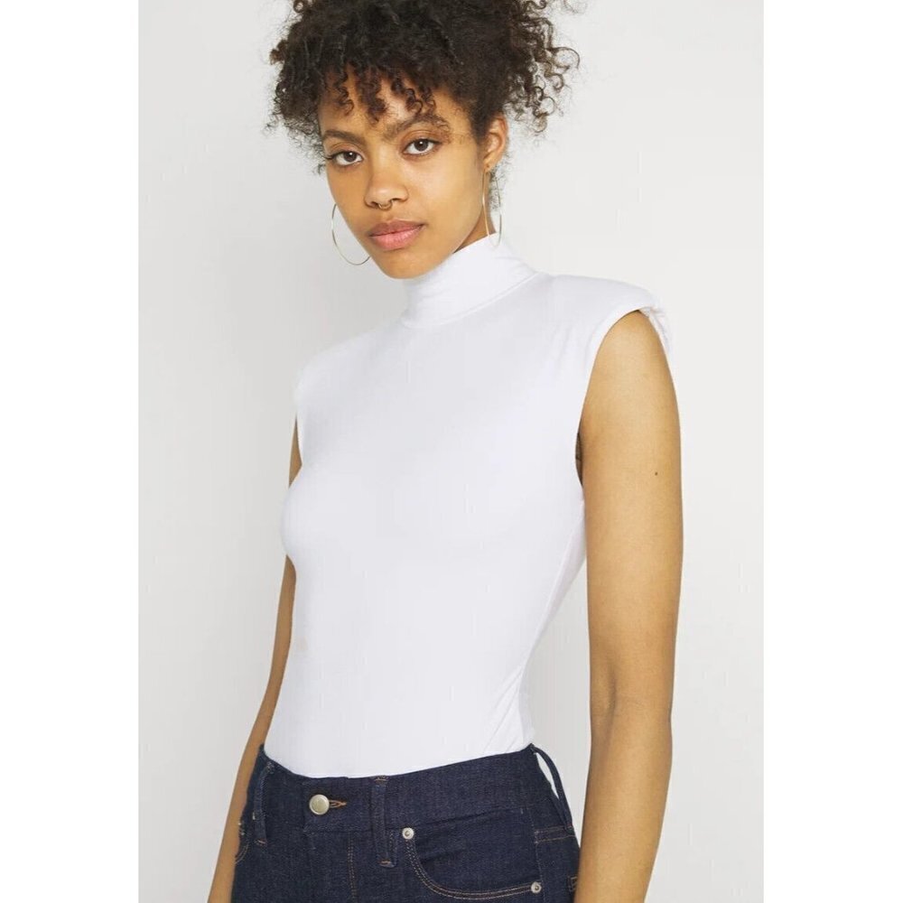 GOOD American BNWOT Womens White Mockneck Bodysuit Sz 5 Thong Back
